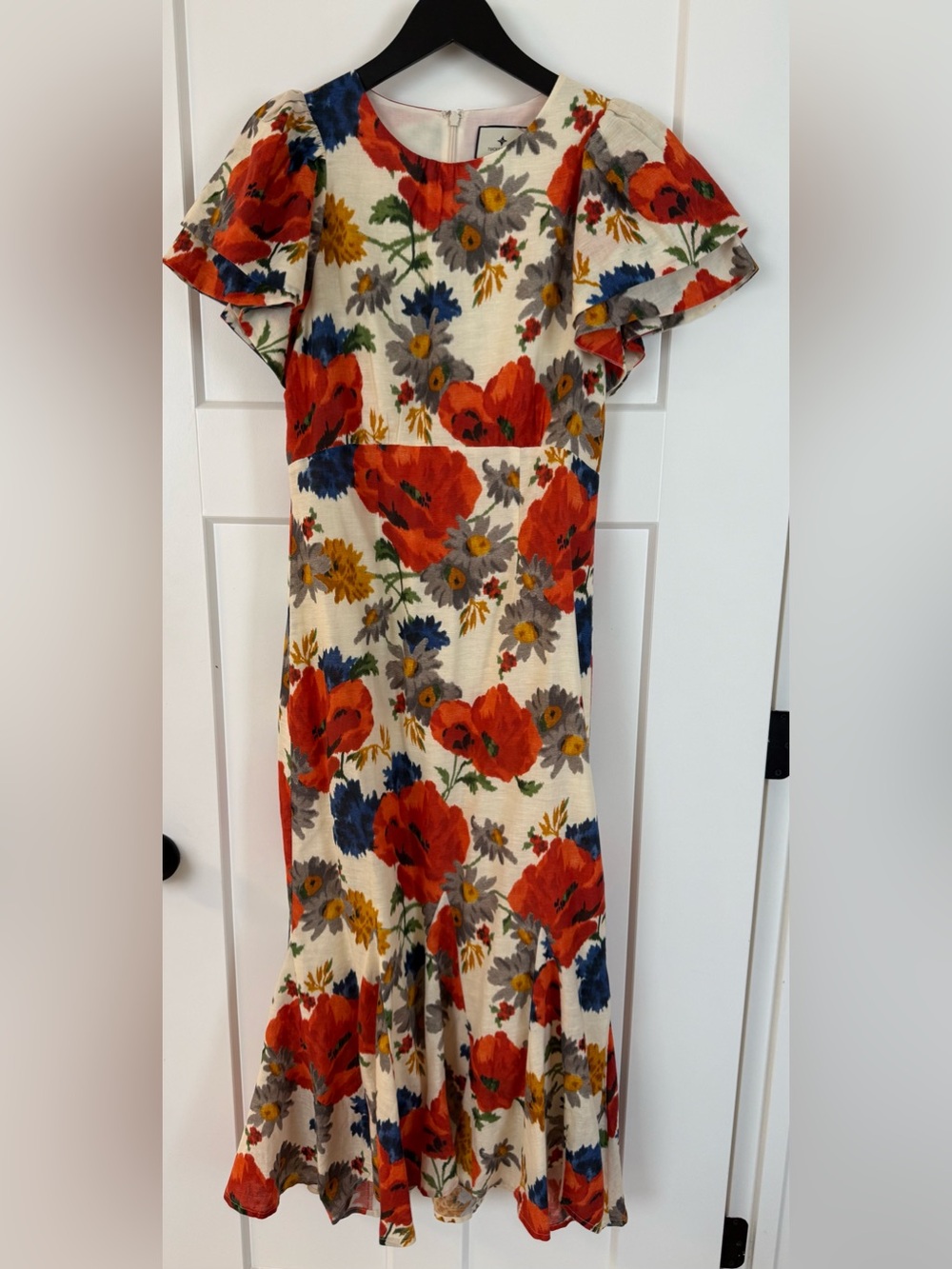Tuckernuck Elodie Crimson Poppy Floral Puff Sleeve Midi Dress.